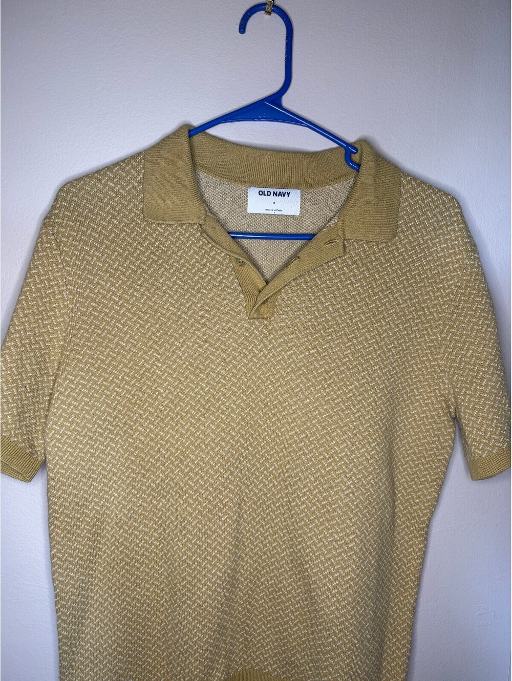 Old Navy men's tan short sleeve polo shirt